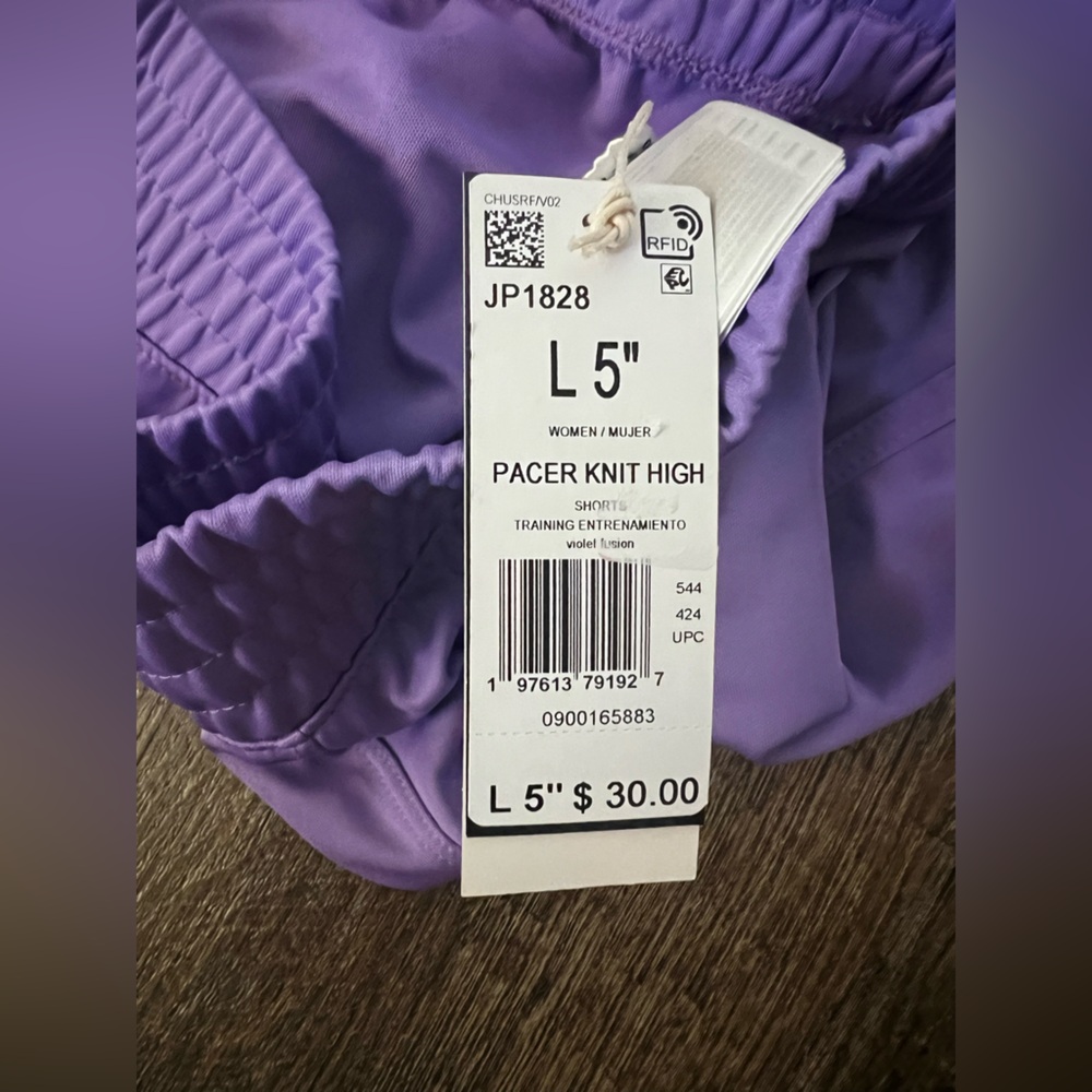 Adidas Pacer High Waisted Shorts Set of 2- Size Large - Picture 8 of 10